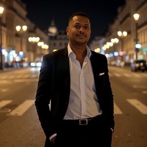 Meet your Posher, Leo